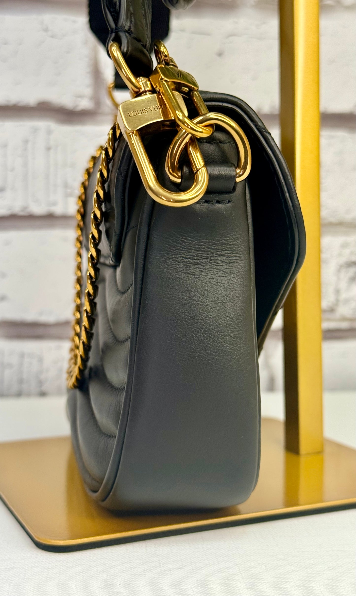 Louis Vuitton New Wave Multi Pochette (Black) - Excellent