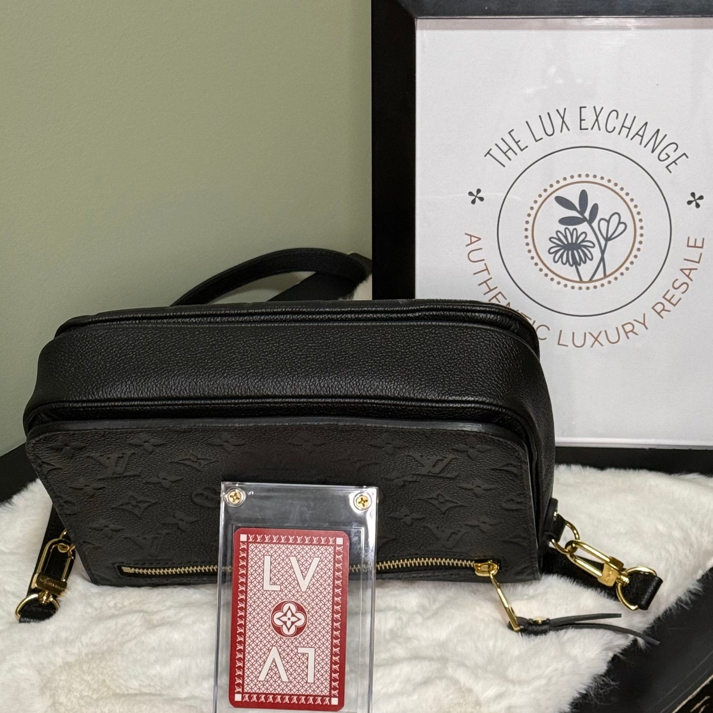 Louis Vuitton Pochette Métis Empreinte Monogram Noir