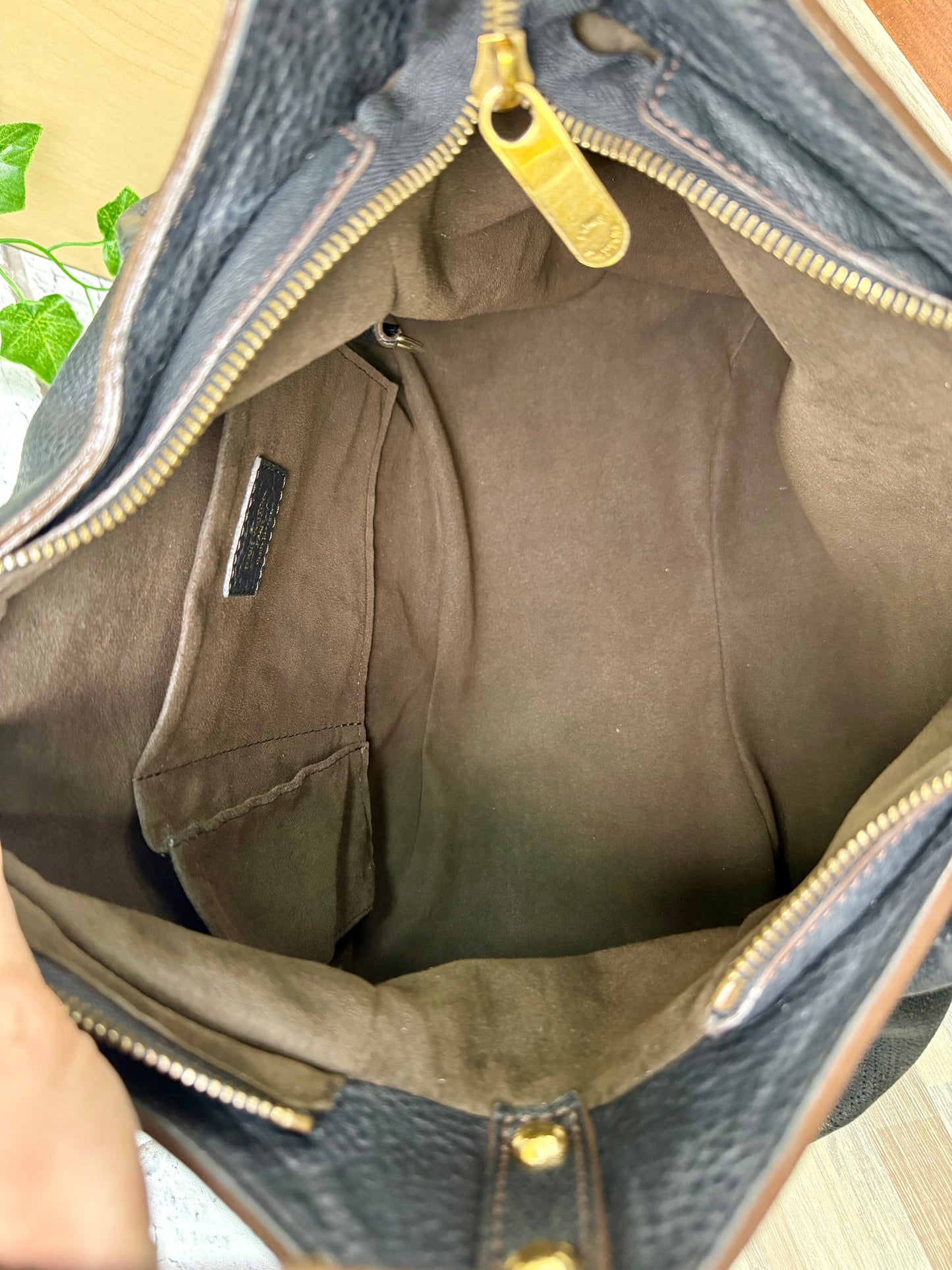 Louis Vuitton Black Mahina Leather XS Hobo