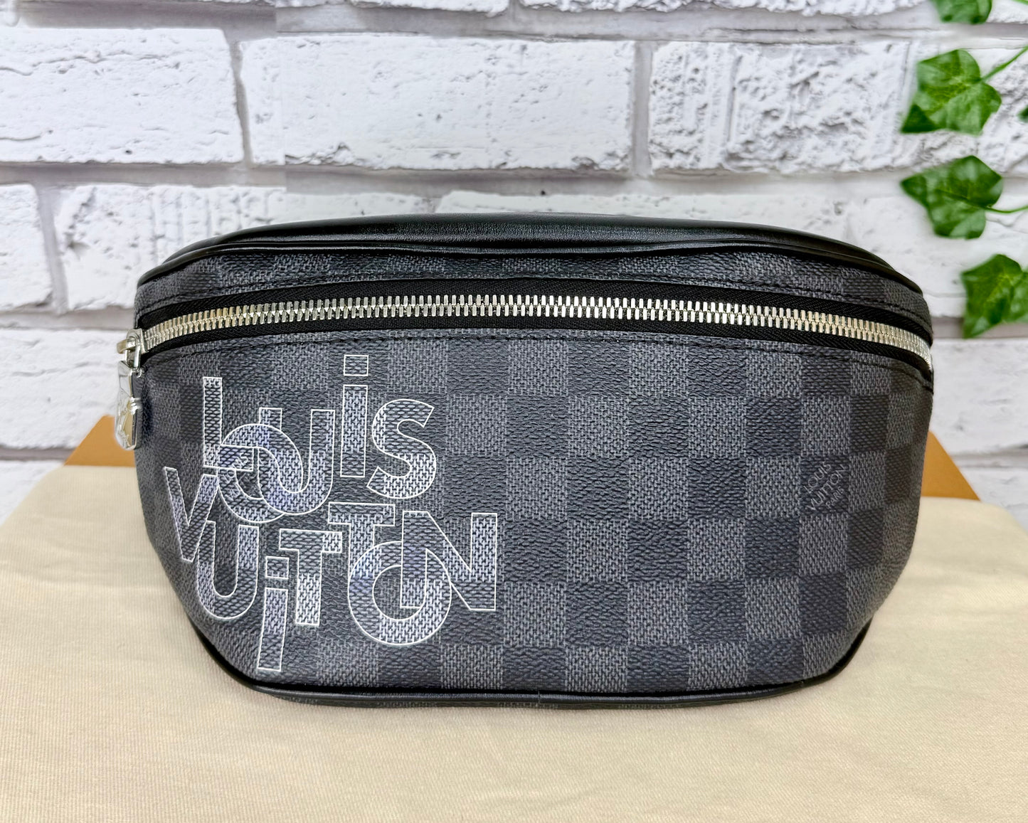 Louis Vuitton Campus Bum Bag (Damier Graphite) - Great/Excellent