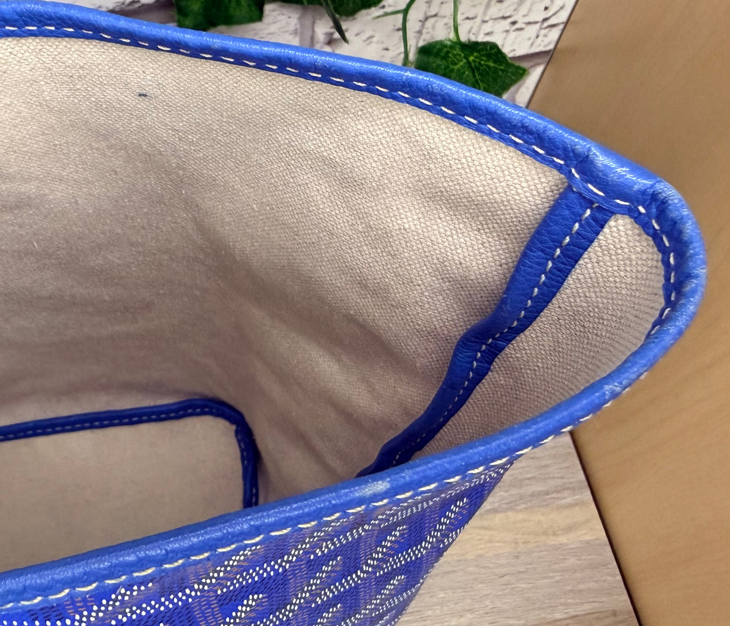 Preowned GOYARD St Louis PM Tote w/ Pouch - Sky Blue