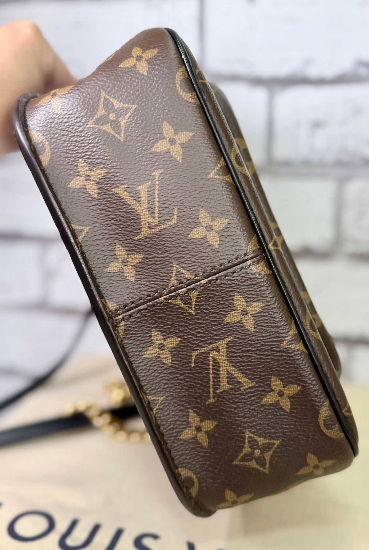 Louis Vuitton Passy (Monogram) - Excellent