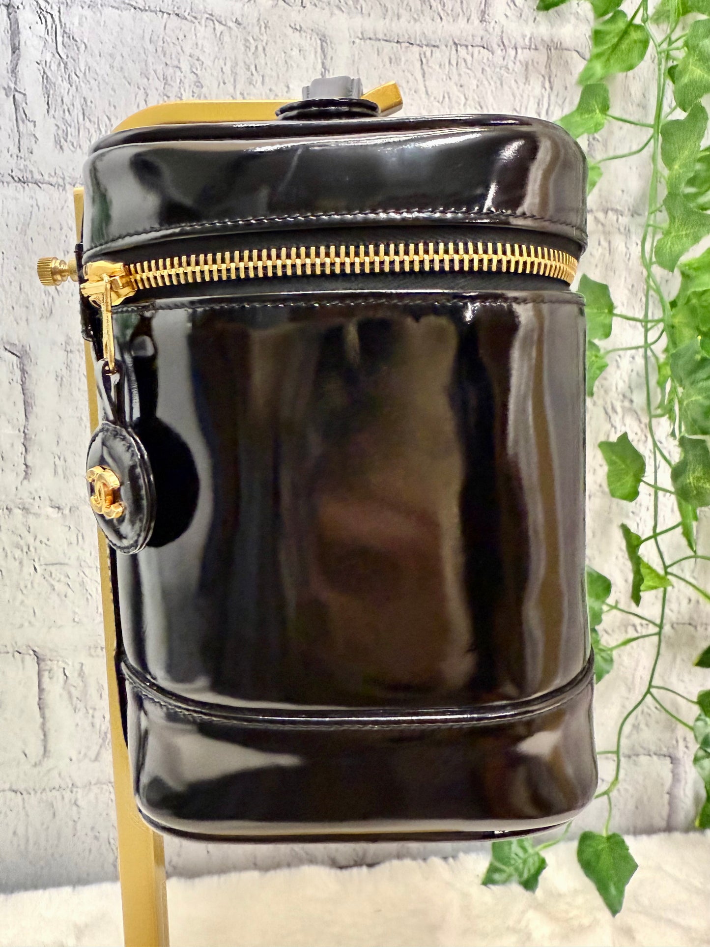 Vintage CHANEL Patent Leather Vanity Case