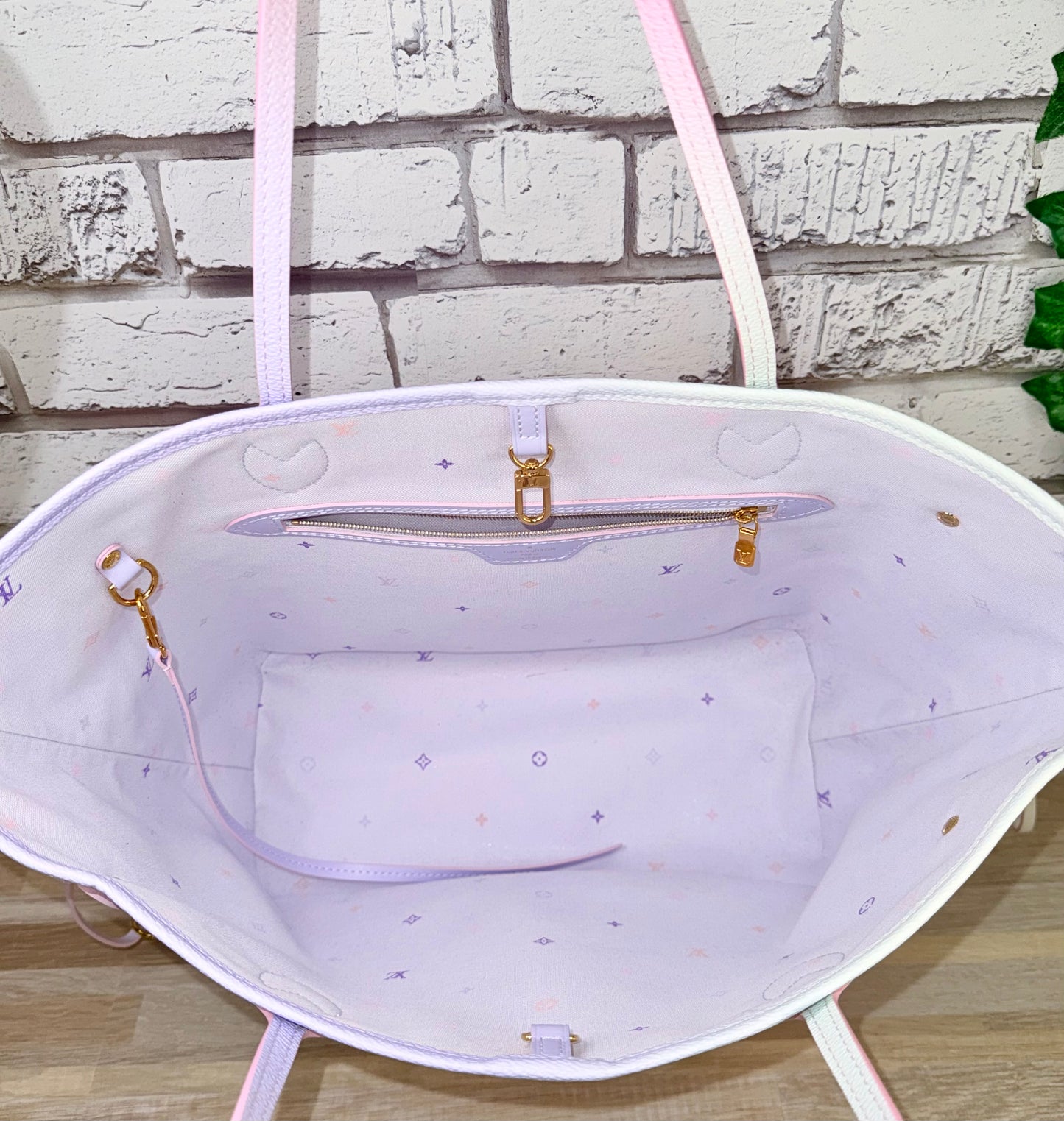 Louis Vuitton “Spring In The City” Neverfull MM (Sunrise Pastel)