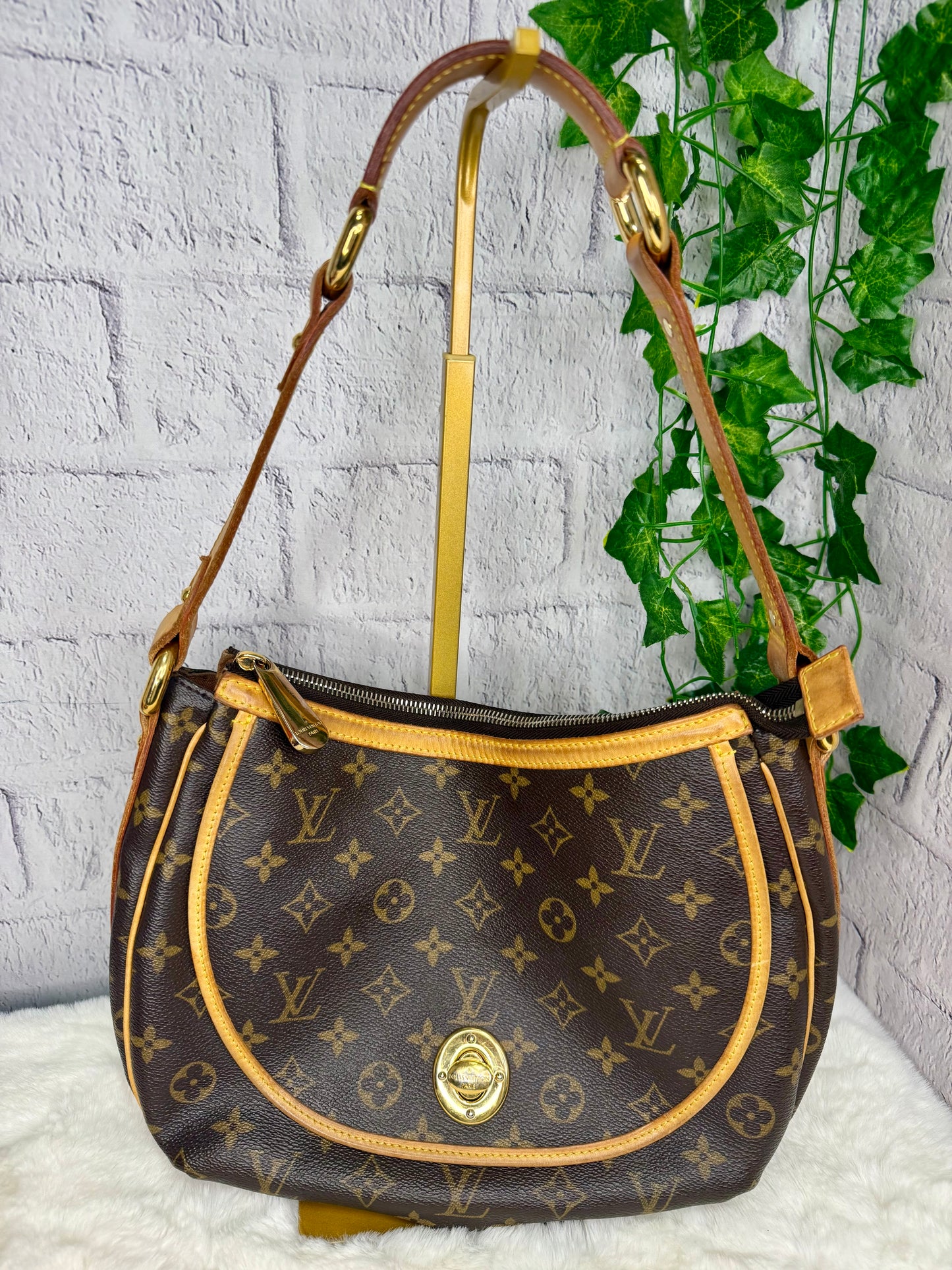 Louis Vuitton Tulum PM