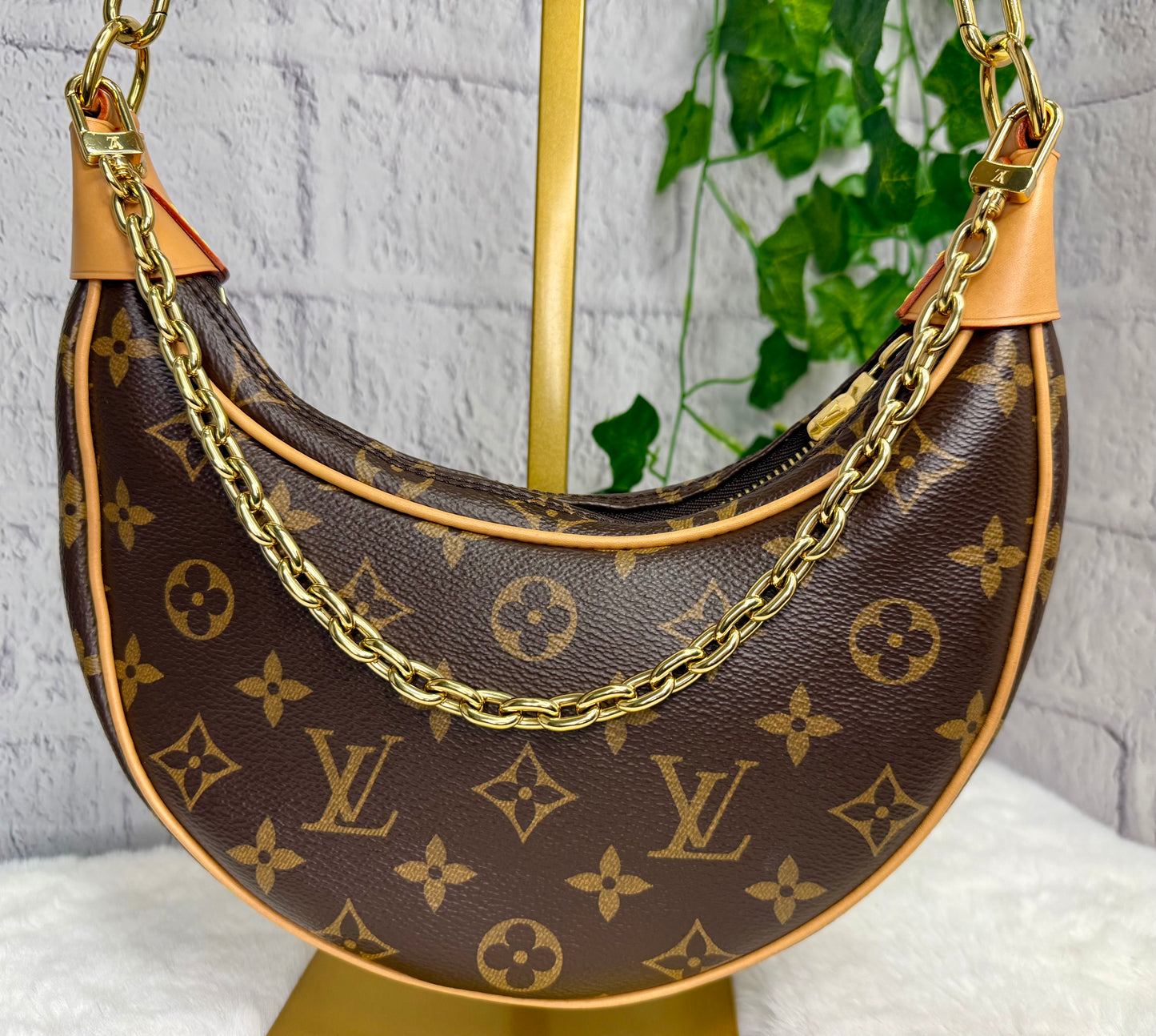 Louis Vuitton Loop Bag Monogram