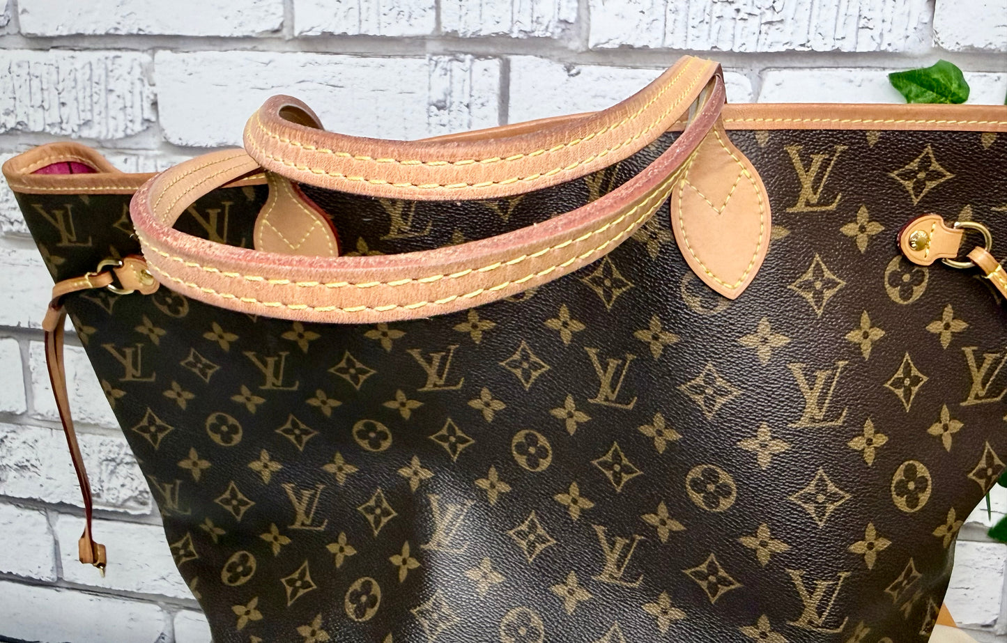 Louis Vuitton Neverfull MM w/ Pouch (Monogram/Pivoine) - Great