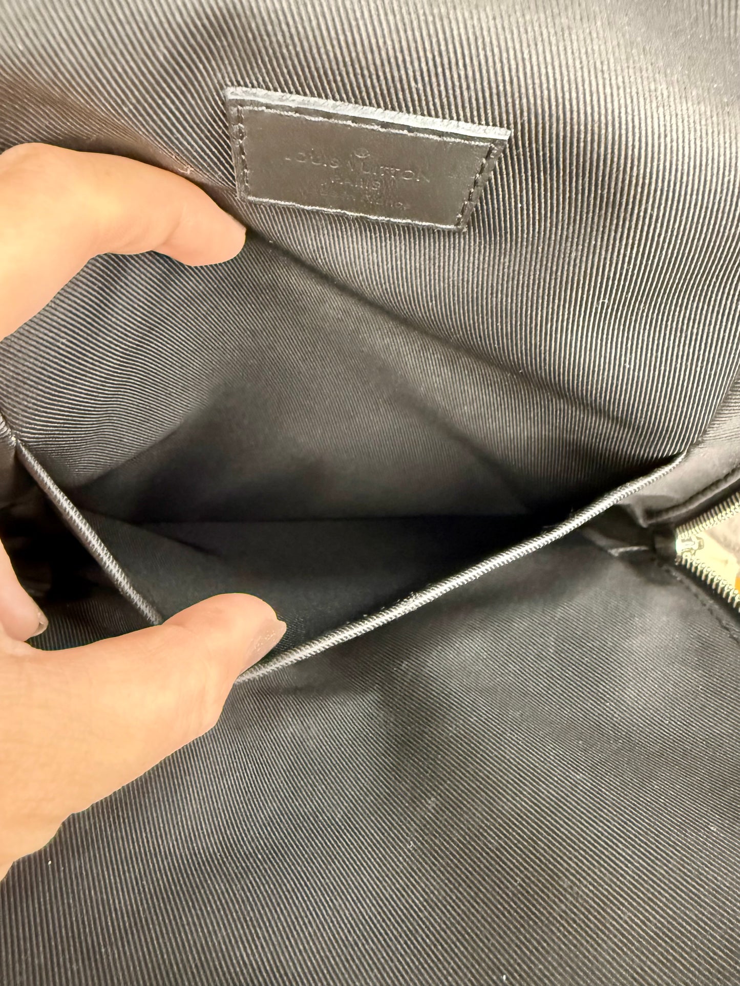 Louis Vuitton Damier Infini Onyx Avenue Sling Bag