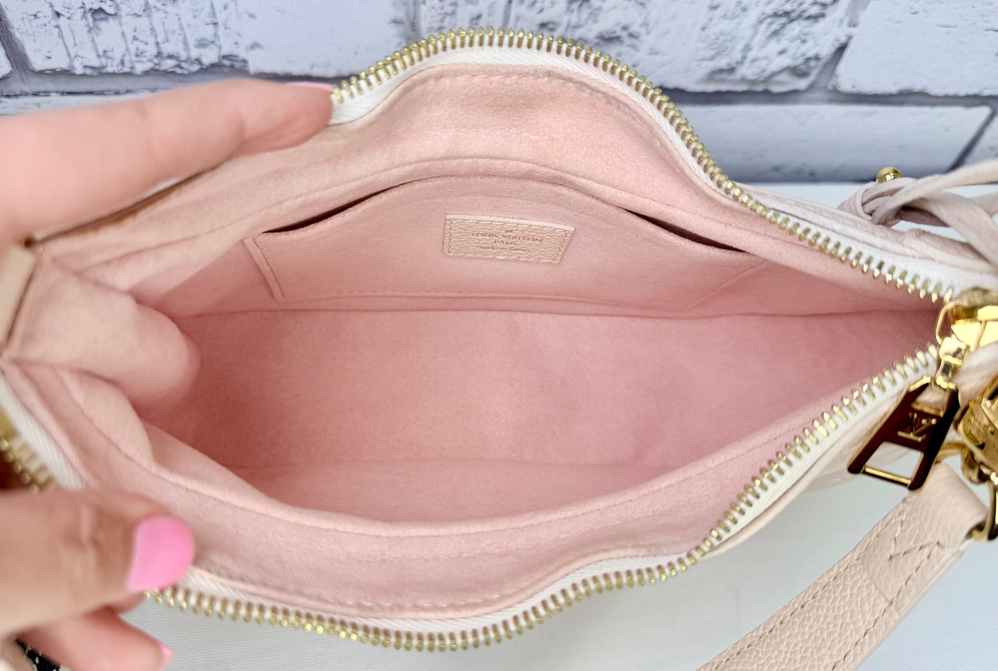 Louis Vuitton Limited Edition Bagatelle (Spring In The City) - Excellent