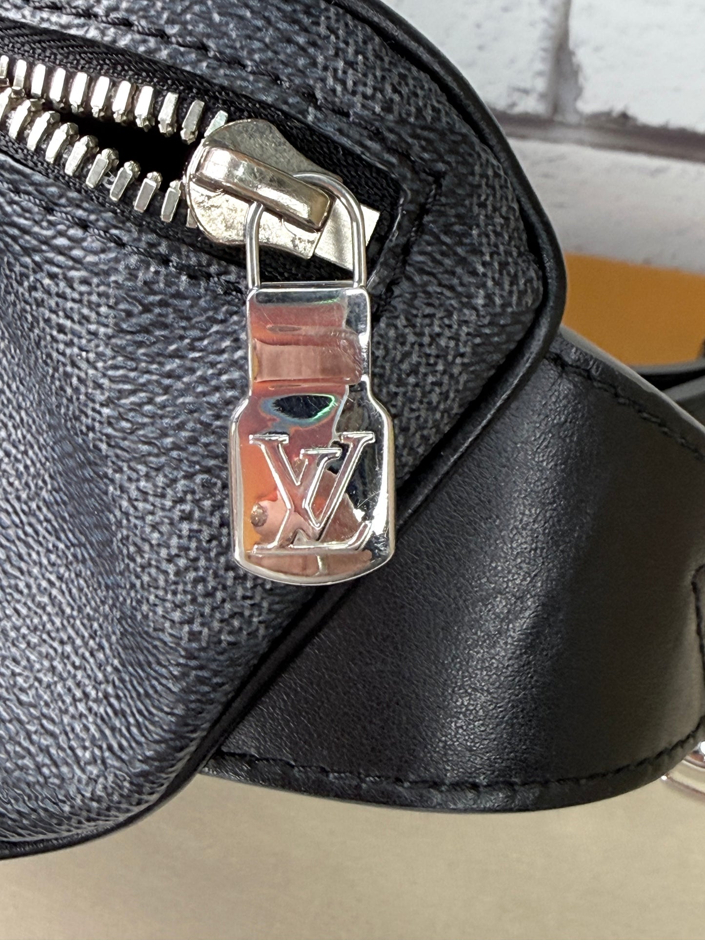 Louis Vuitton Campus Bum Bag (Damier Graphite) - Great/Excellent