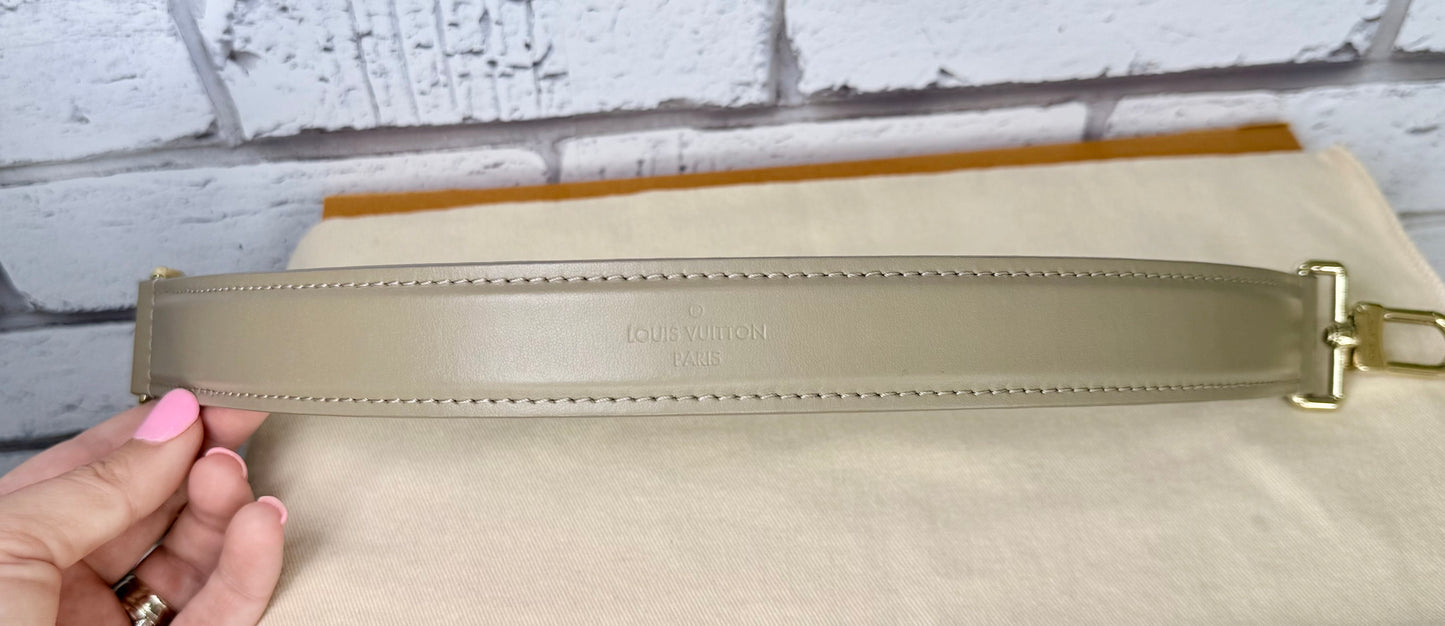 Louis Vuitton Side Trunk MM (Taupe) - Excellent