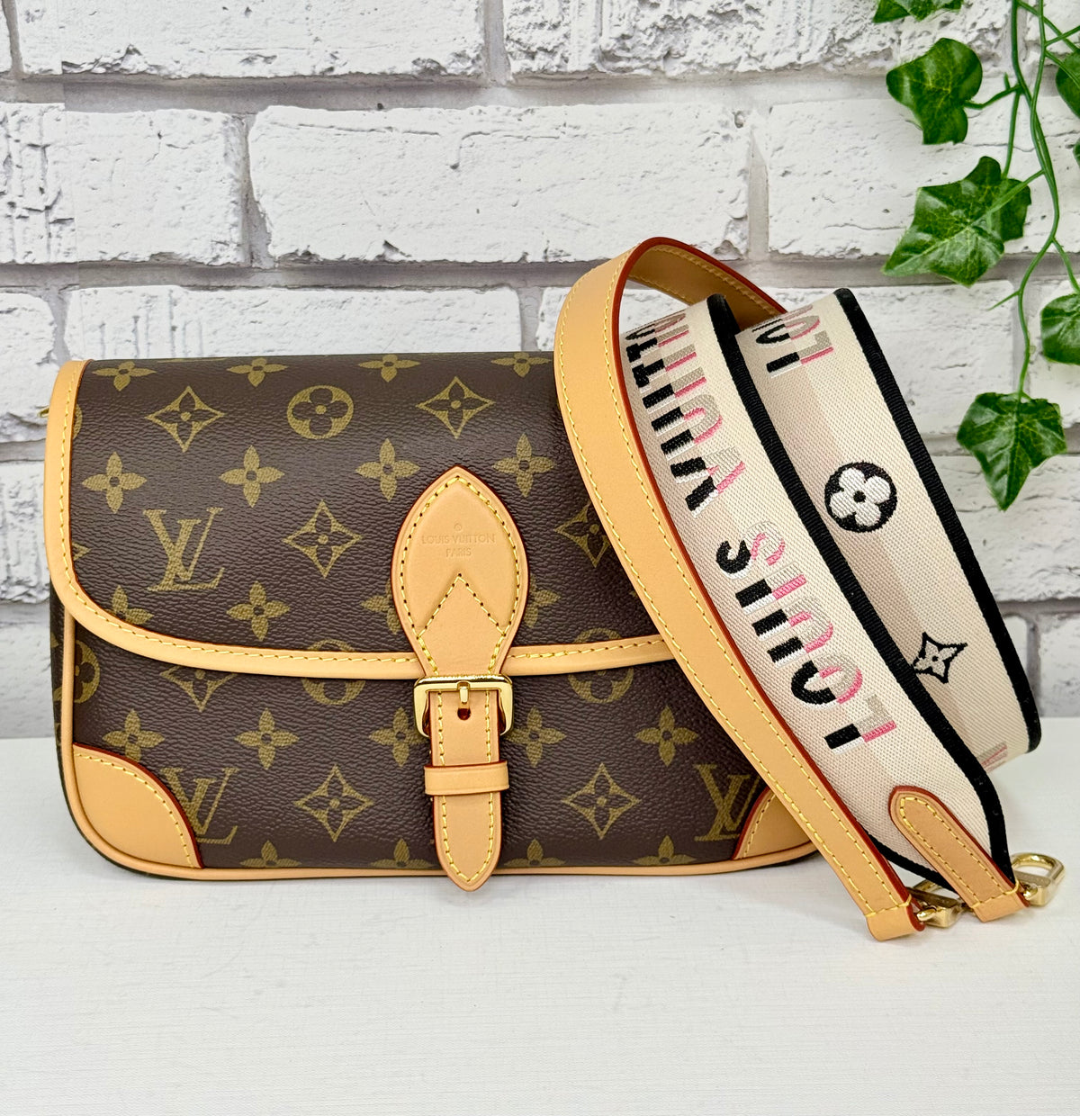 Louis Vuitton Diane (Monogram) - Like New