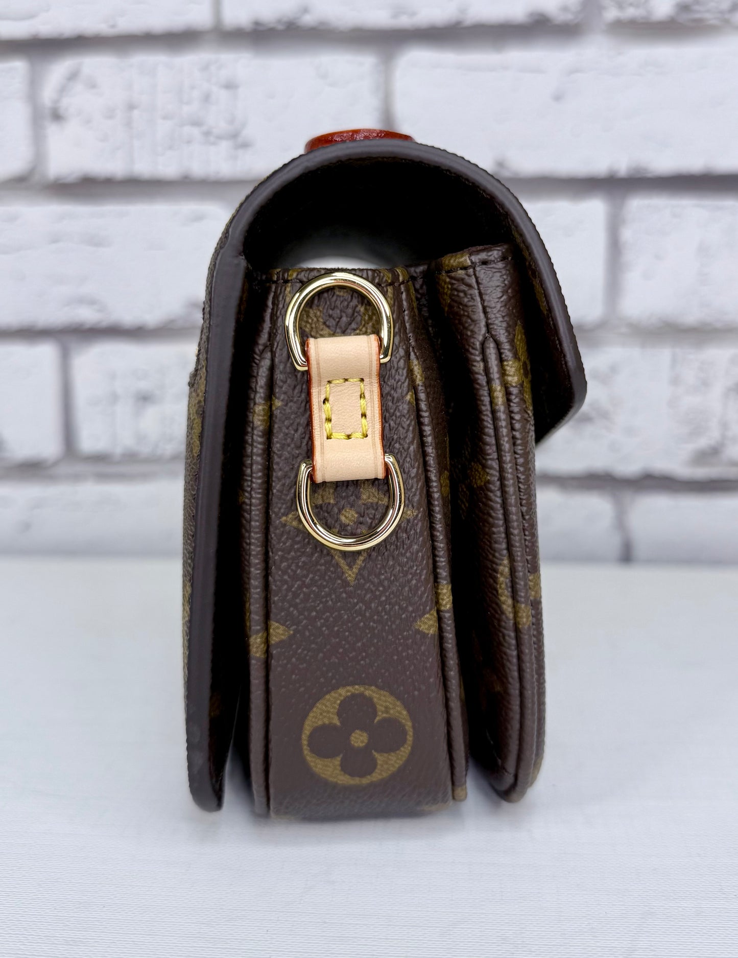 Louis Vuitton Metis East West (Monogram) - Like New/Unused