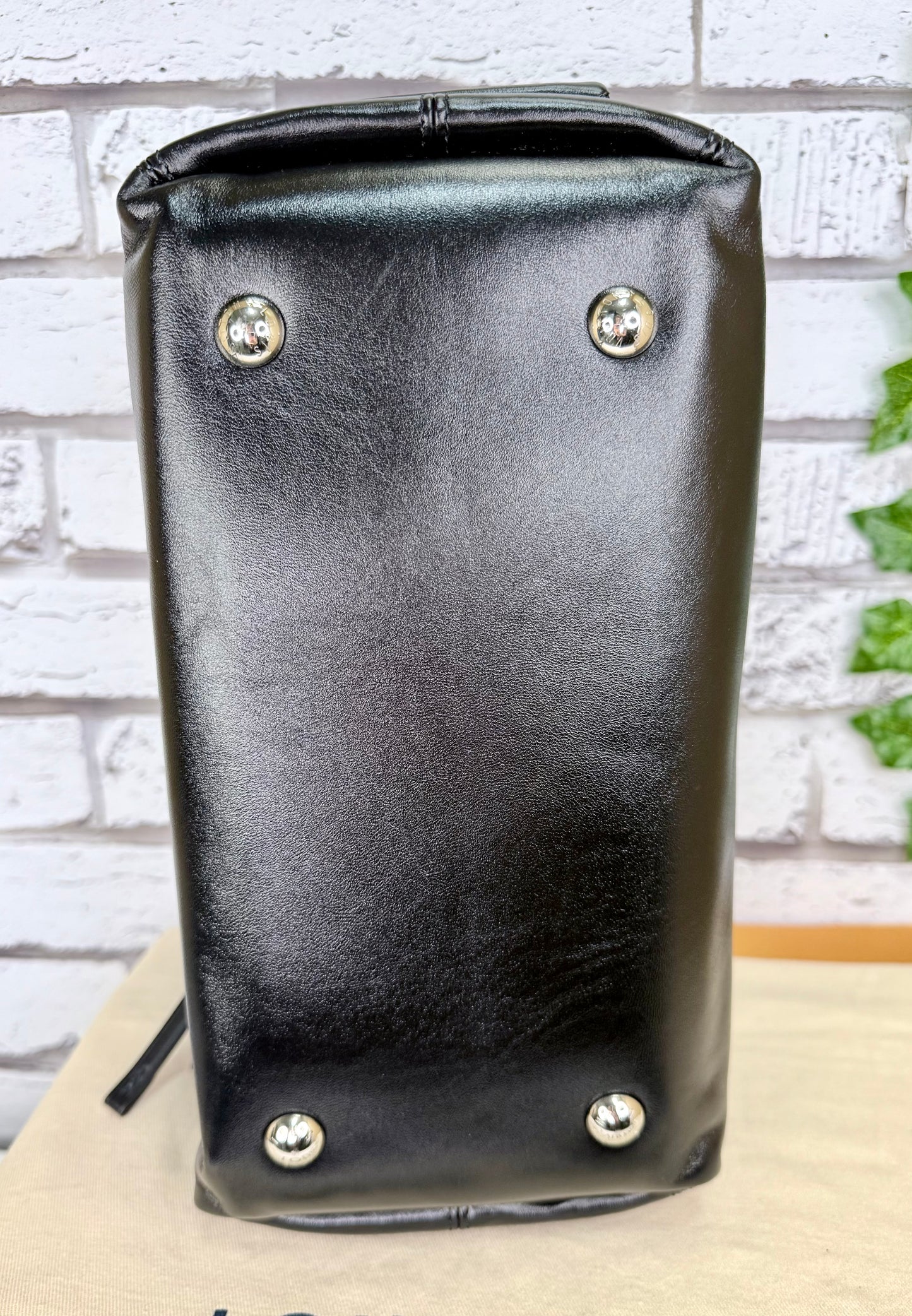 Louis Vuitton Carryall Cargo Vibe PM (Black) - Pristine