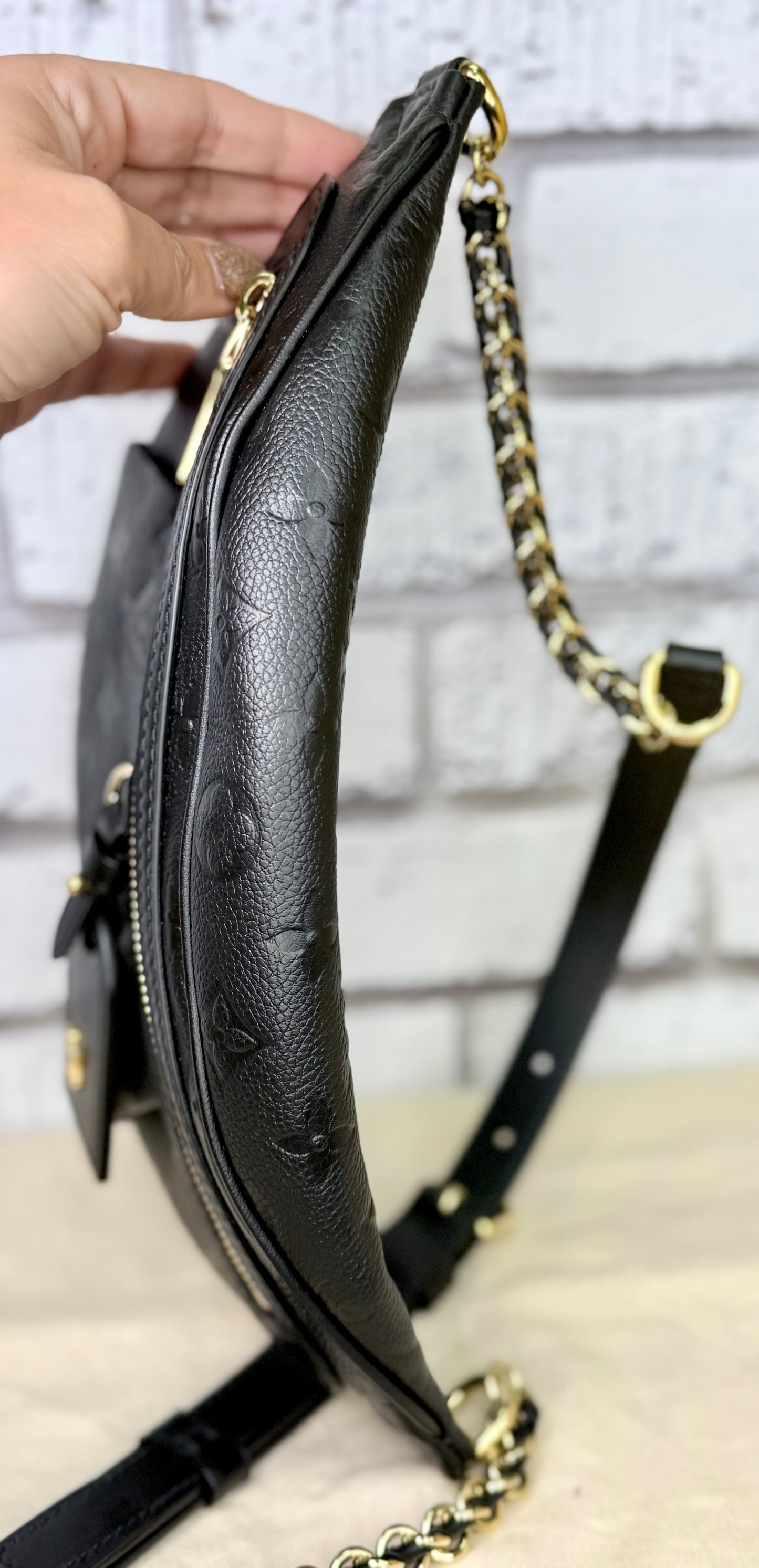 Louis Vuitton Empreinte Leather High Rise PM (Black) - Pristine