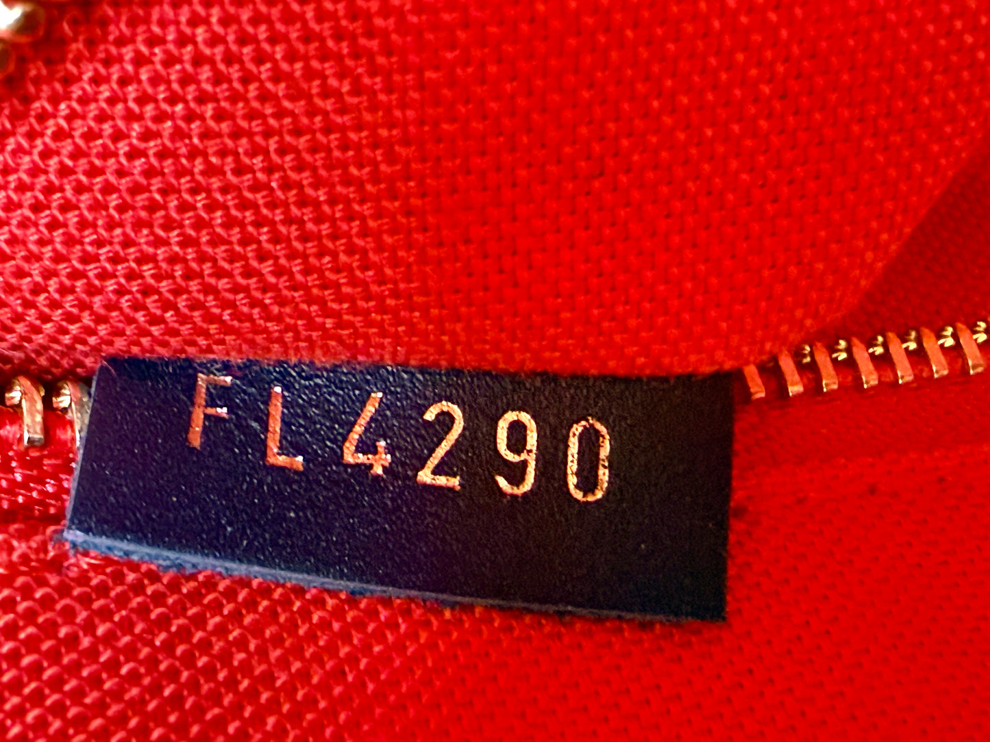 Louis Vuitton On The Go GM (Monogram Reverse)