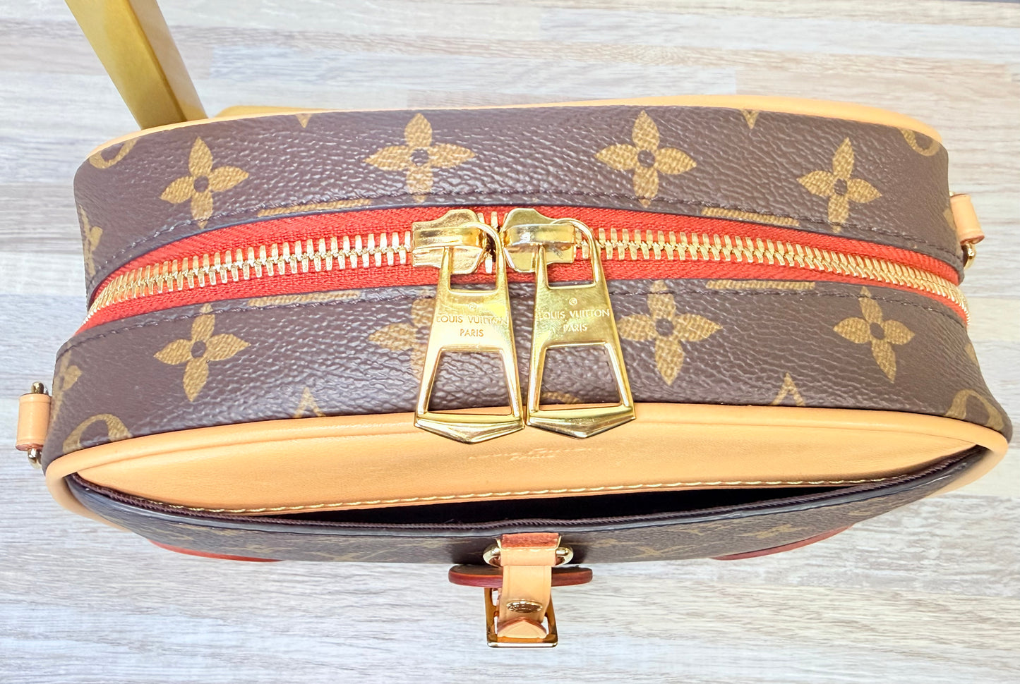 Pre-Owned Louis Vuitton Monogram Deauville Mini