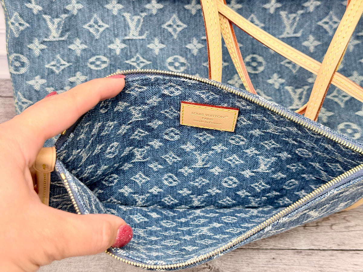 Louis Vuitton Denim Remix Neverfull MM - Excellent +