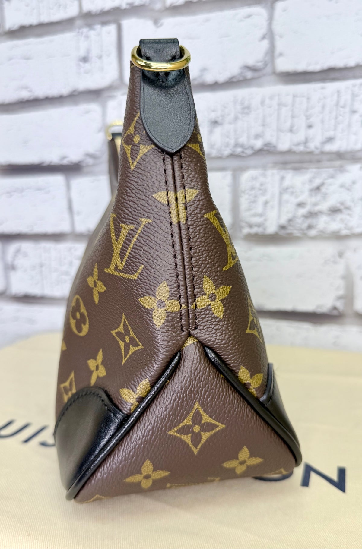Louis Vuitton Boulogne (Monogram/Black) - Like New