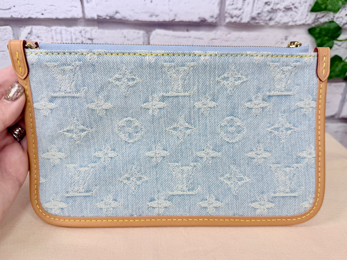 Louis Vuitton Carryall PM w/ Pouch (Sky Blue Denim) - Pristine