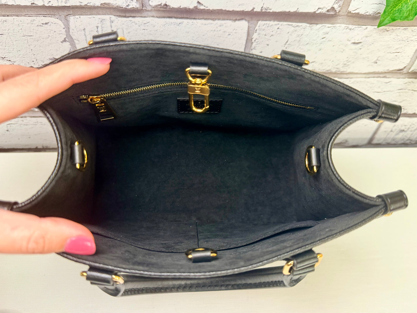 Louis Vuitton Black Empreinte On The Go PM