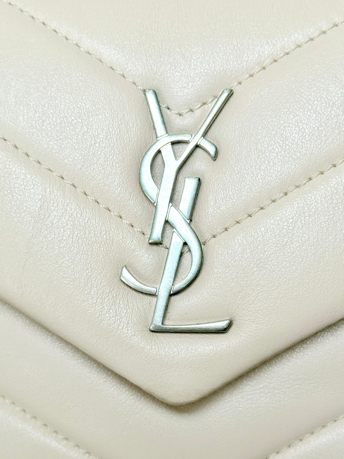 YSL Toy LouLou (Nude Beige) - Excellent