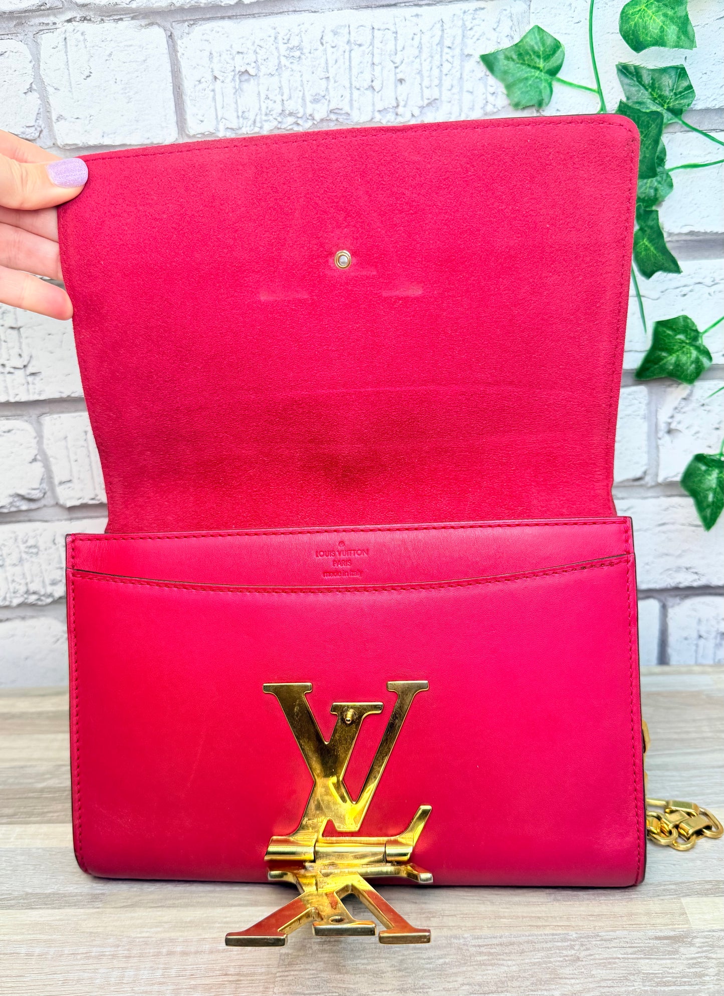 Louis Vuitton Calfskin Chain Louise MM - Raspberry