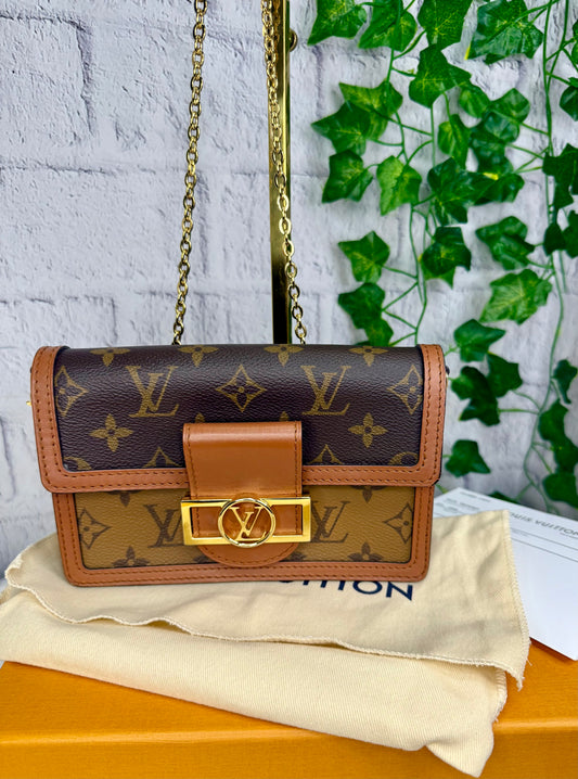 Louis Vuitton Dauphine Chain (WOC)