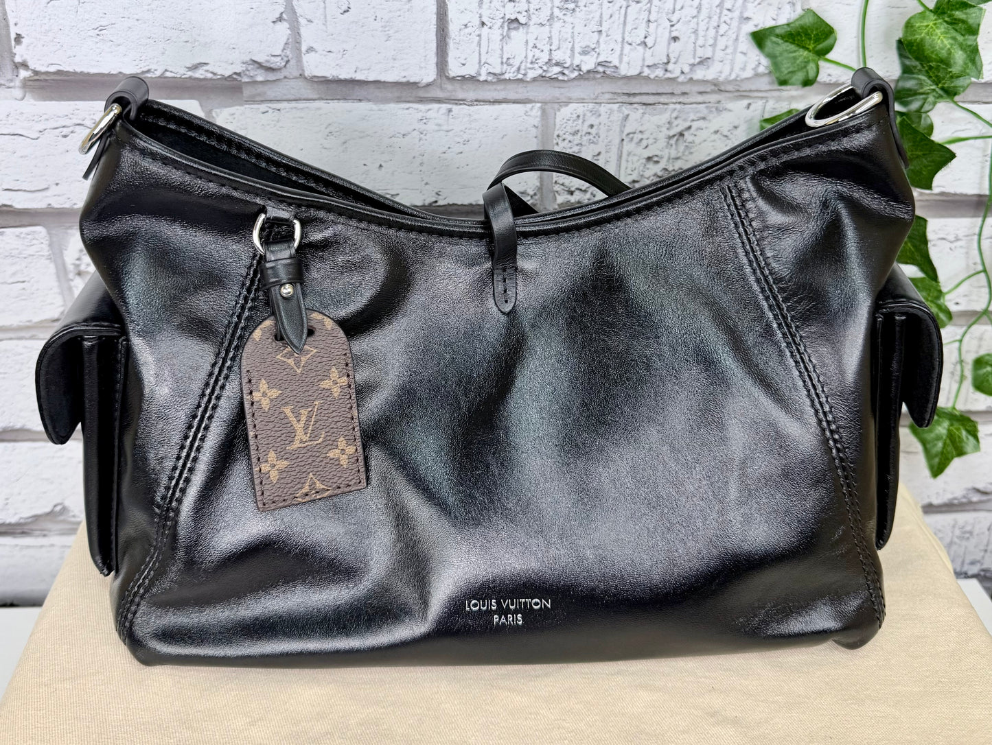 Louis Vuitton Carryall Cargo Vibe PM (Black) - Pristine