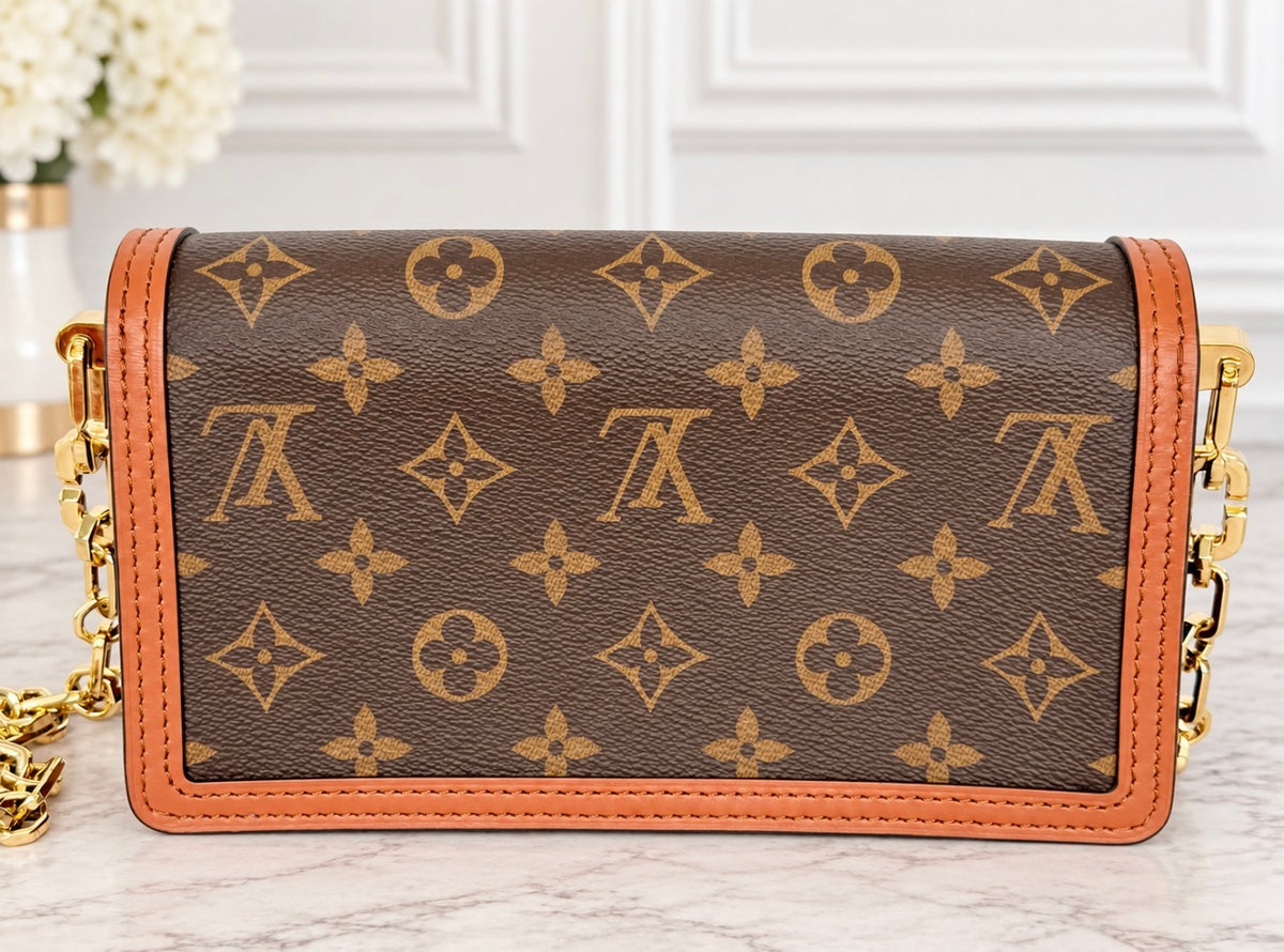 Louis Vuitton Dauphine East West - New