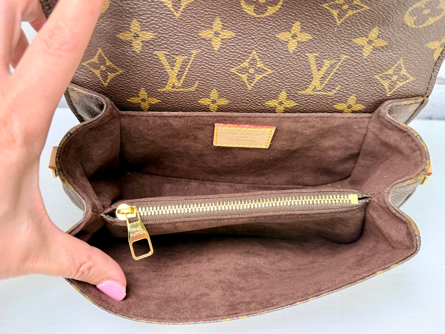 Louis Vuitton Metis East West (Monogram) - Like New/Unused