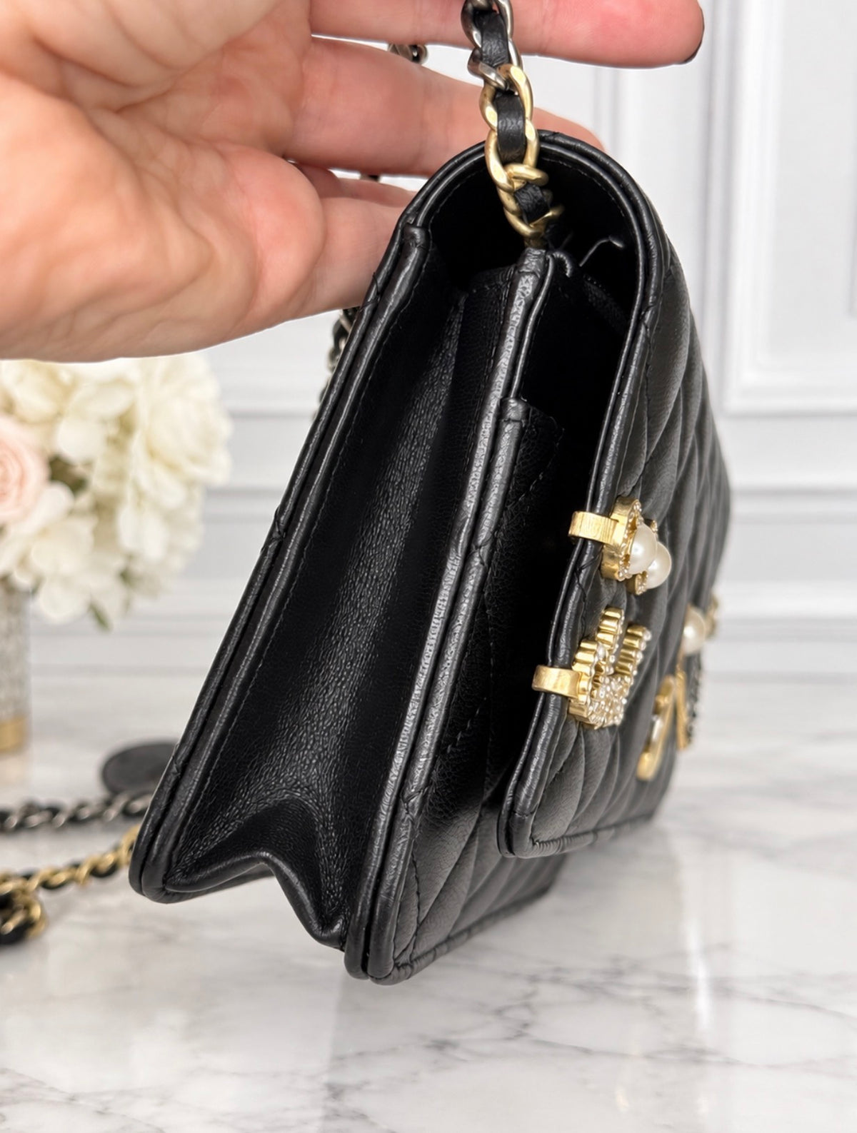 Chanel Coco Clips Wallet On Chain (Black Lambskin) - Excellent