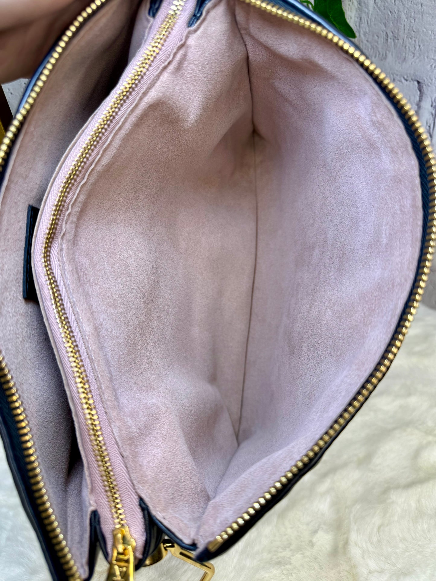 Louis Vuitton Coussin PM (Black)