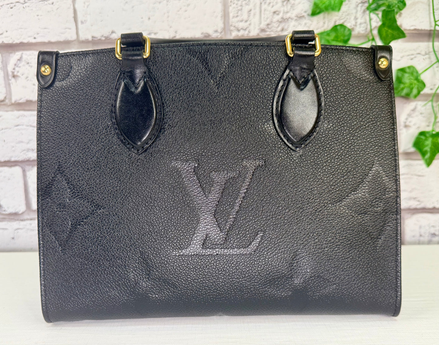 Louis Vuitton Black Empreinte On The Go PM