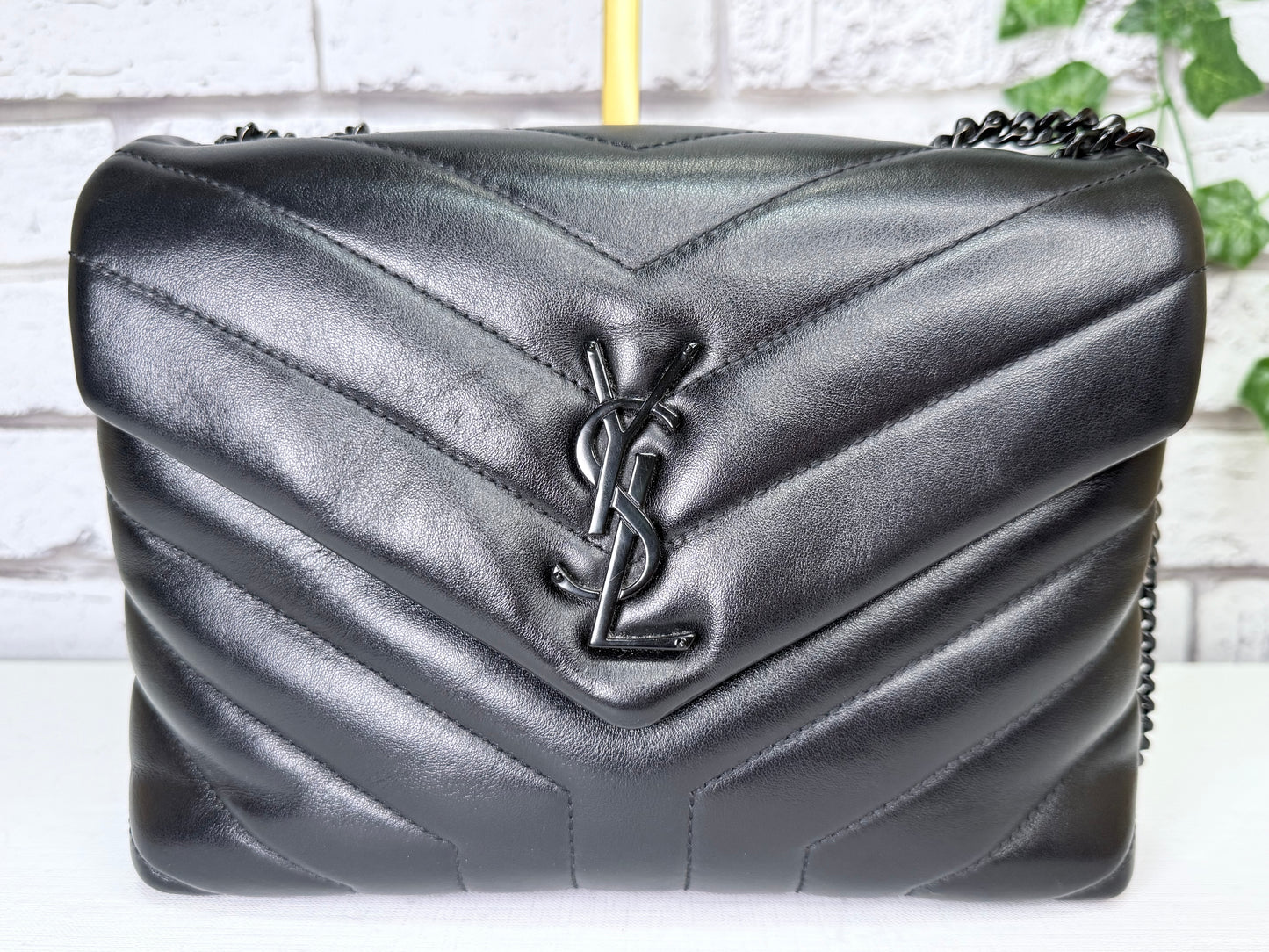YSL Lou Lou (Small) (Black) - Excellent