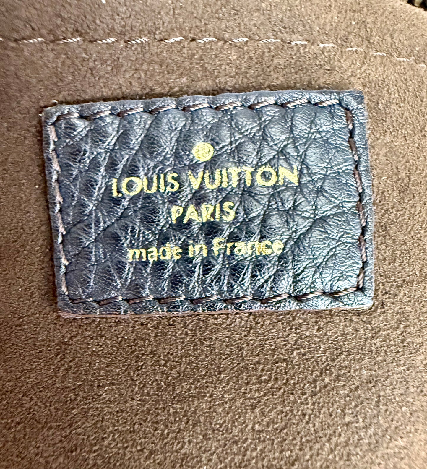 Louis Vuitton Black Mahina Leather XS Hobo
