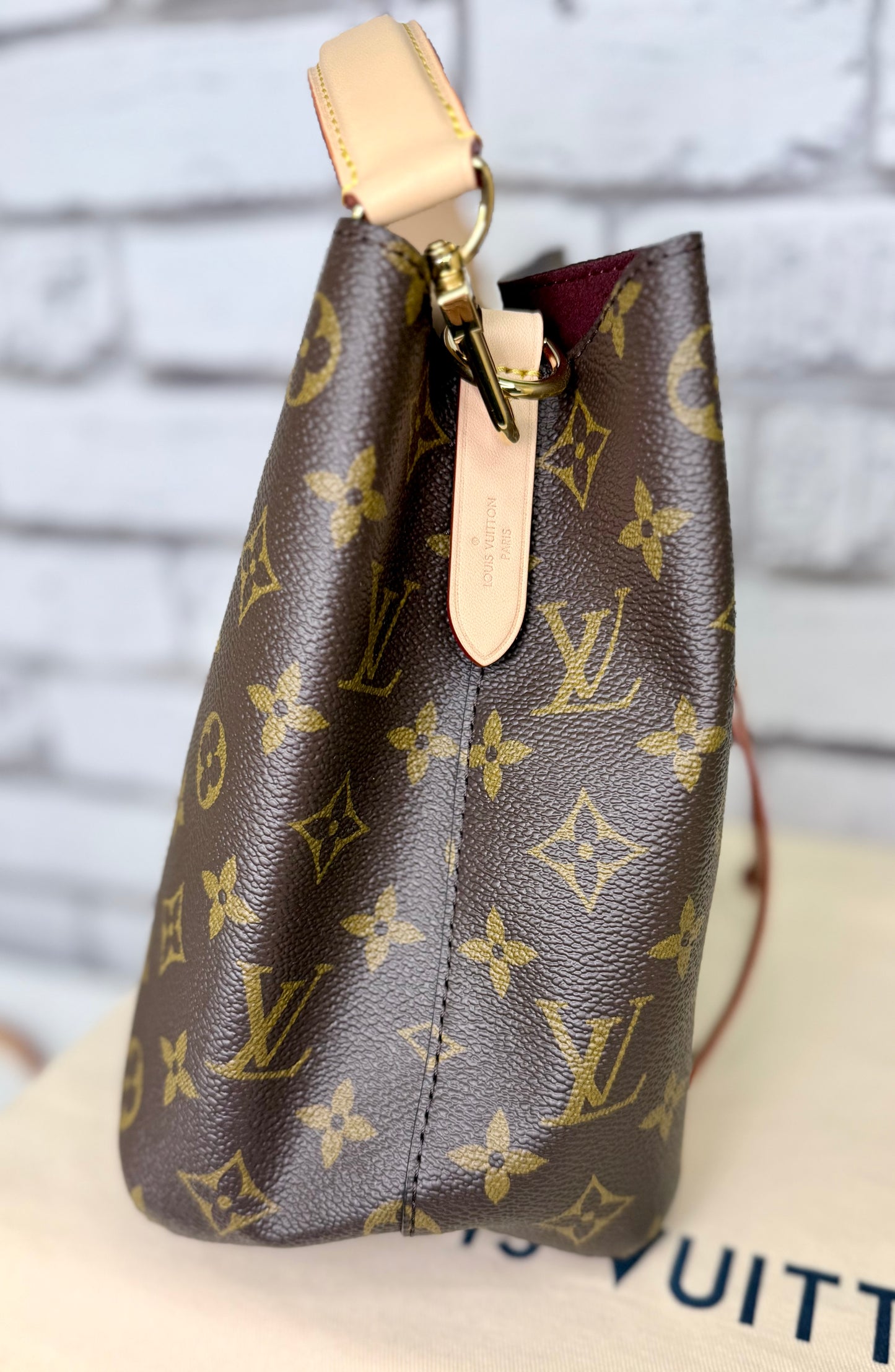 Louis Vuitton Neo Noe BB (Monogram) - New