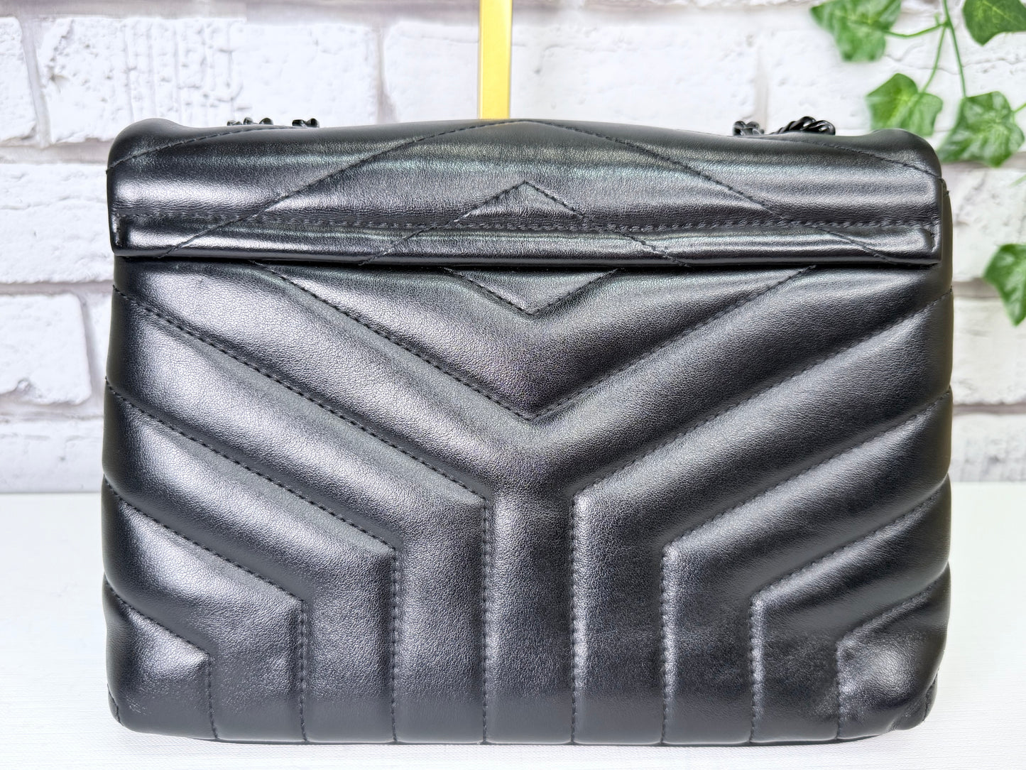 YSL Lou Lou (Small) (Black) - Excellent