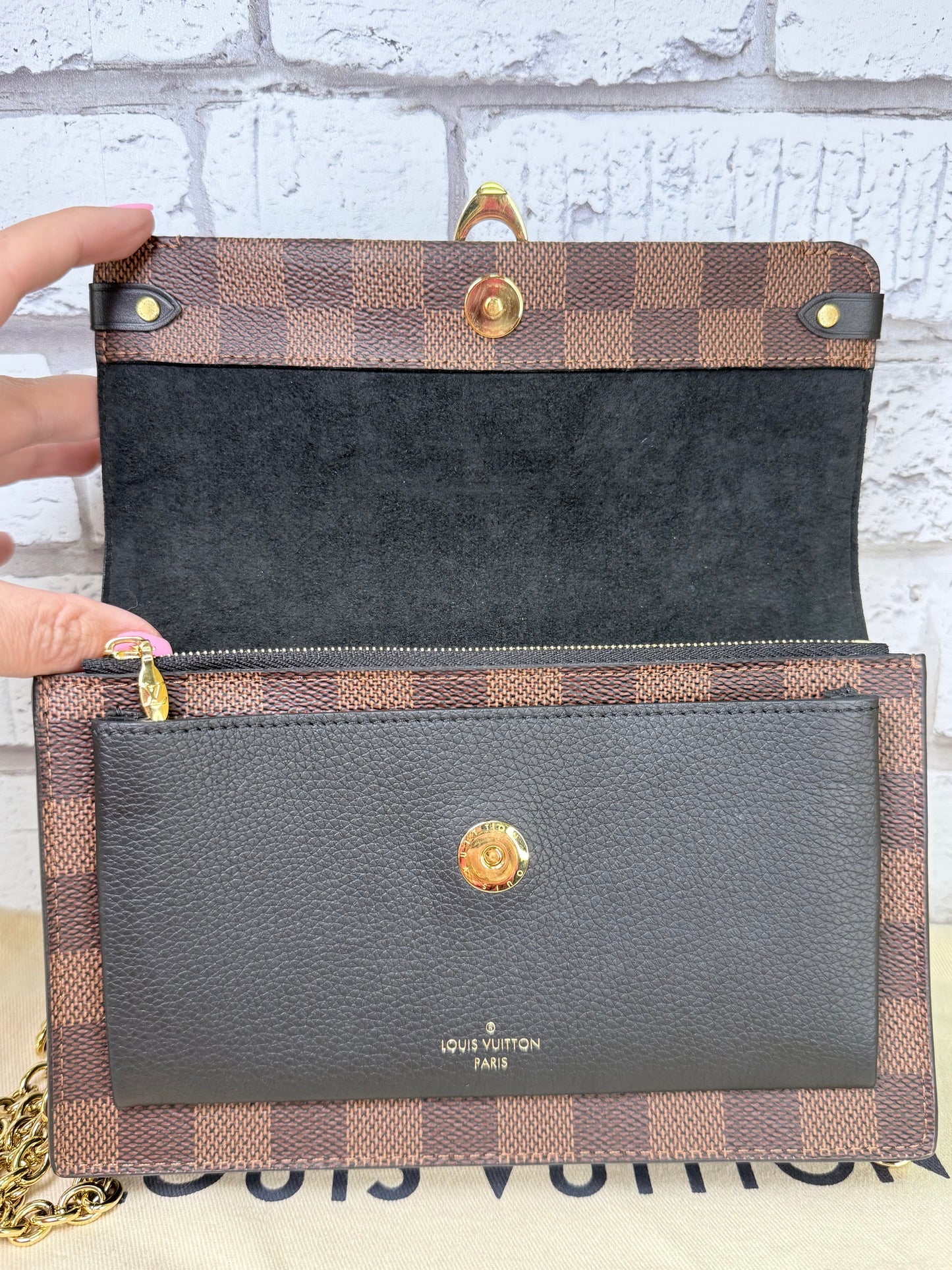Louis Vuitton Vavin Chain (WOC) Damier Ebene/Black - Like New