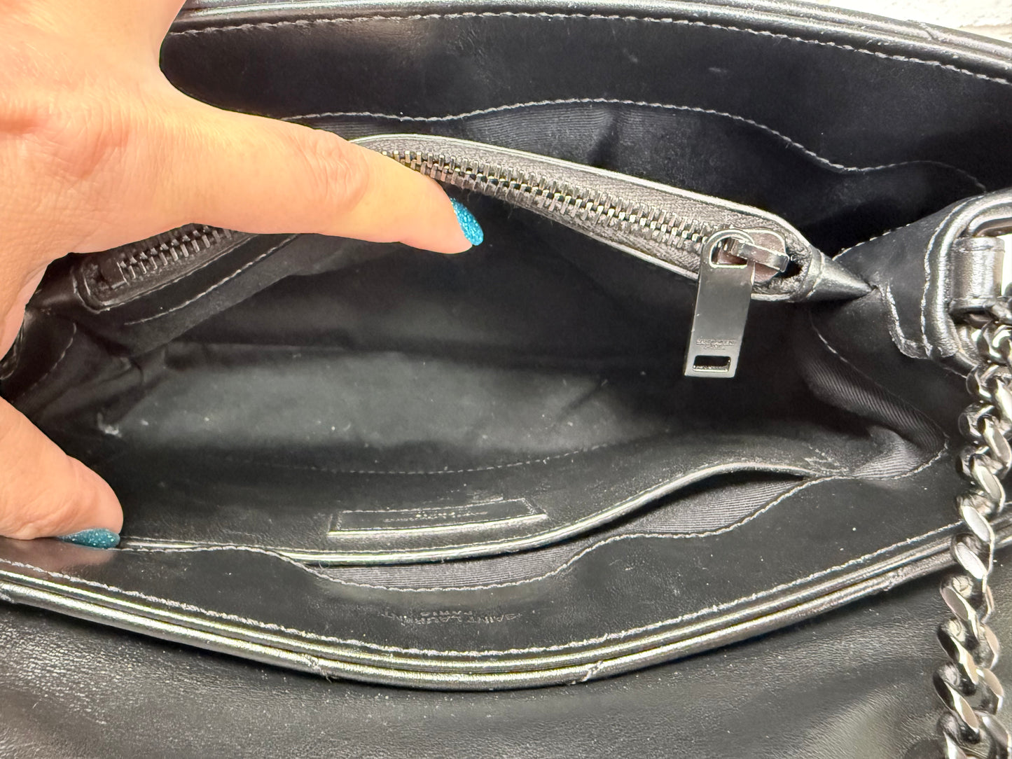 YSL Lou Lou (Small) (Black) - Excellent
