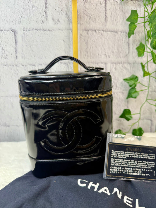 Vintage CHANEL Patent Leather Vanity Case