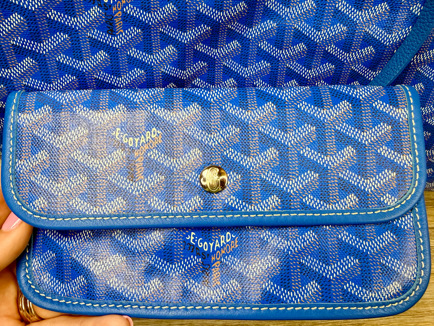 Preowned GOYARD St Louis PM Tote w/ Pouch - Sky Blue