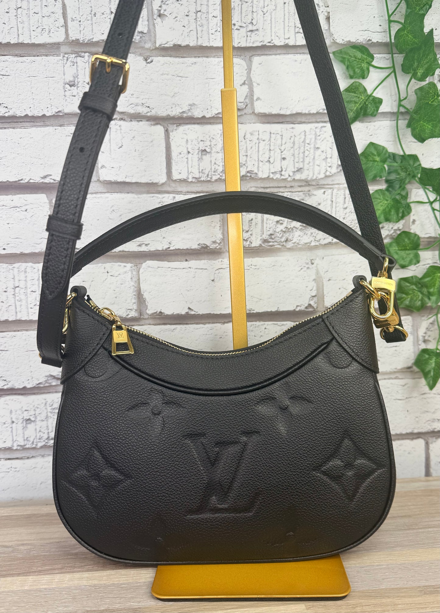 Pre-Owned Louis Vuitton Empreinte Bagatelle (Black)