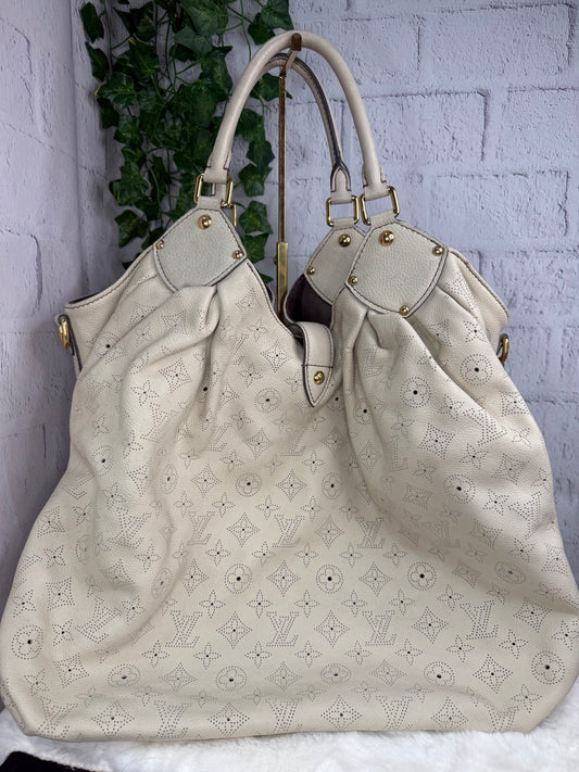 Louis Vuitton Mahina Leather XL Hobo Bag