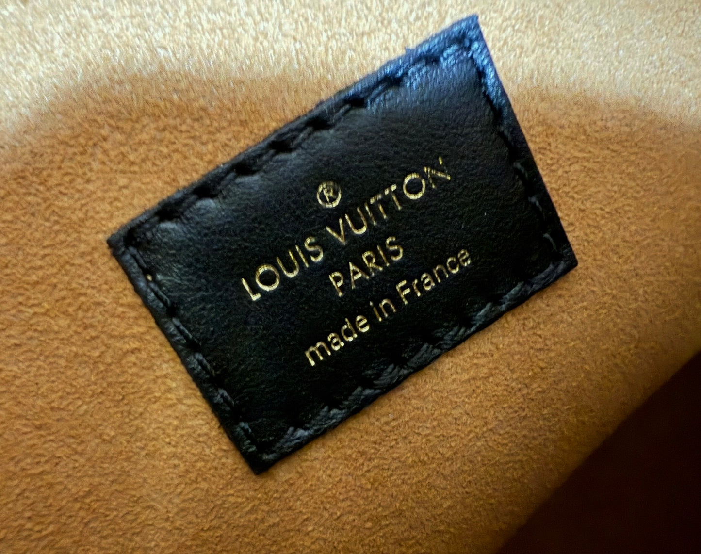 Louis Vuitton On My Side Black/Monogram