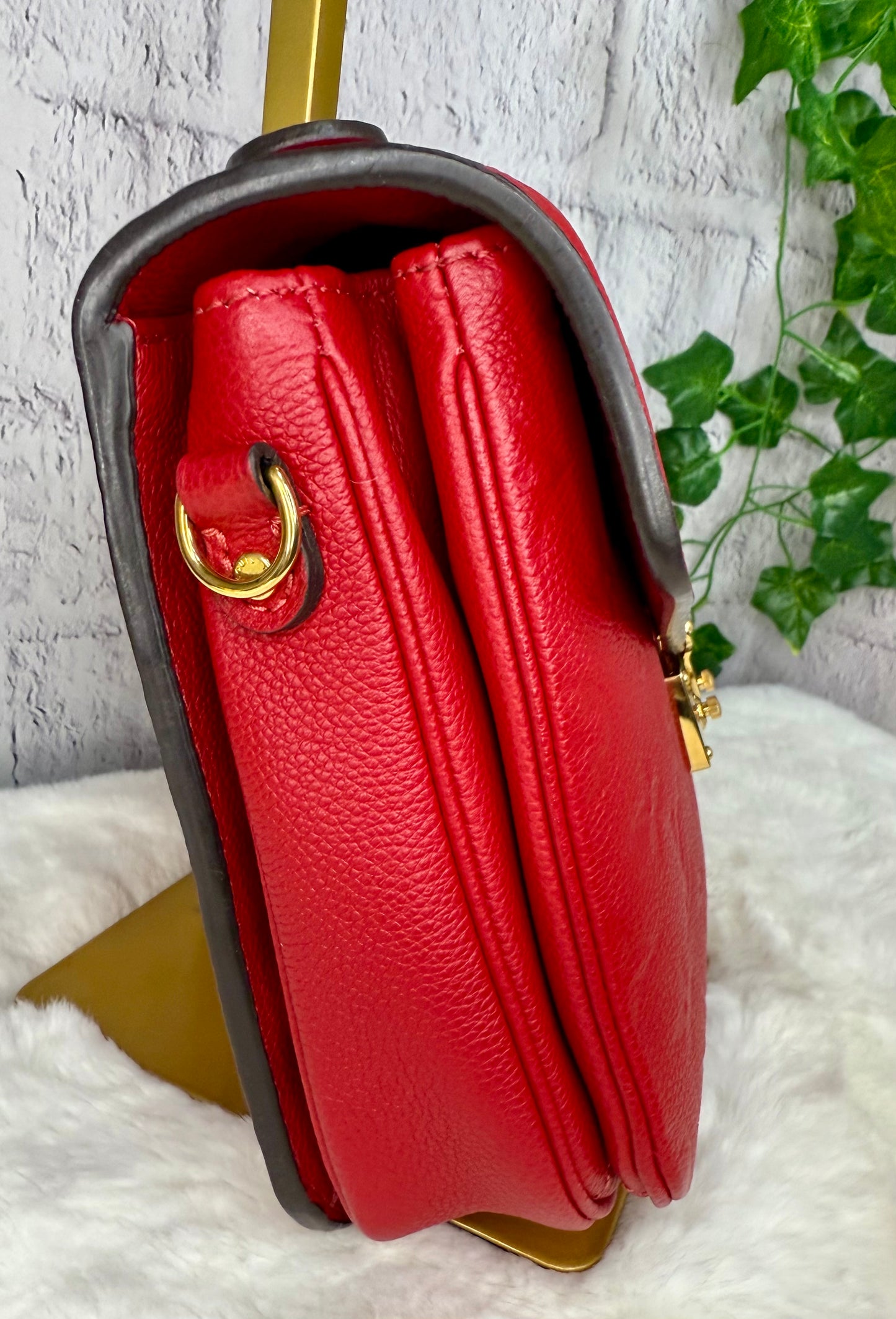 Louis Vuitton Cerise Empreinte Leather Pochette Métis