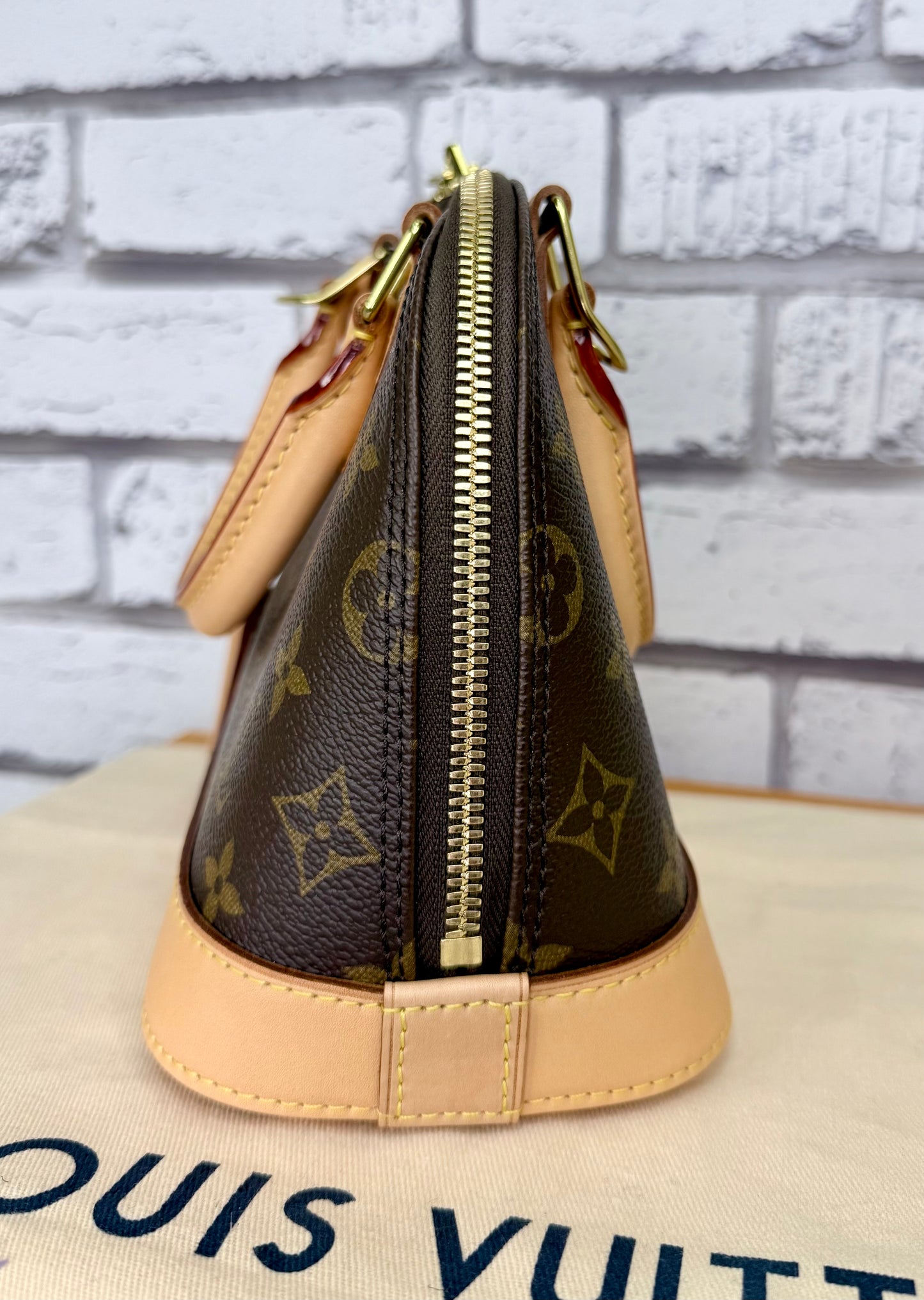 Louis Vuitton Alma BB (Monogram) - Excellent/Like New