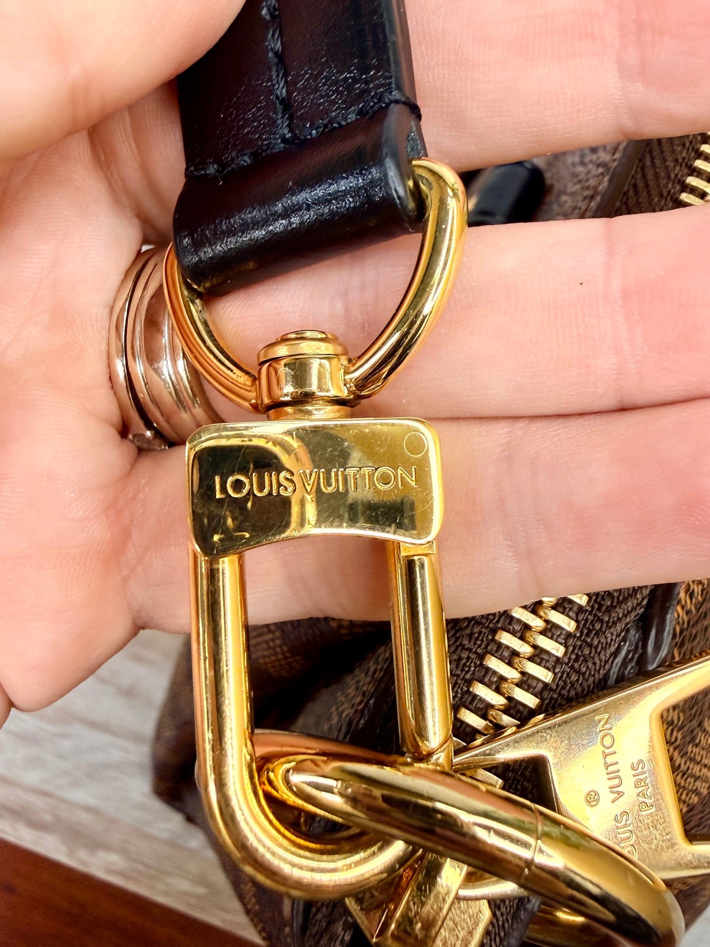 Pre-Owned Louis Vuitton Damier Ebene Odeon PM Tote
