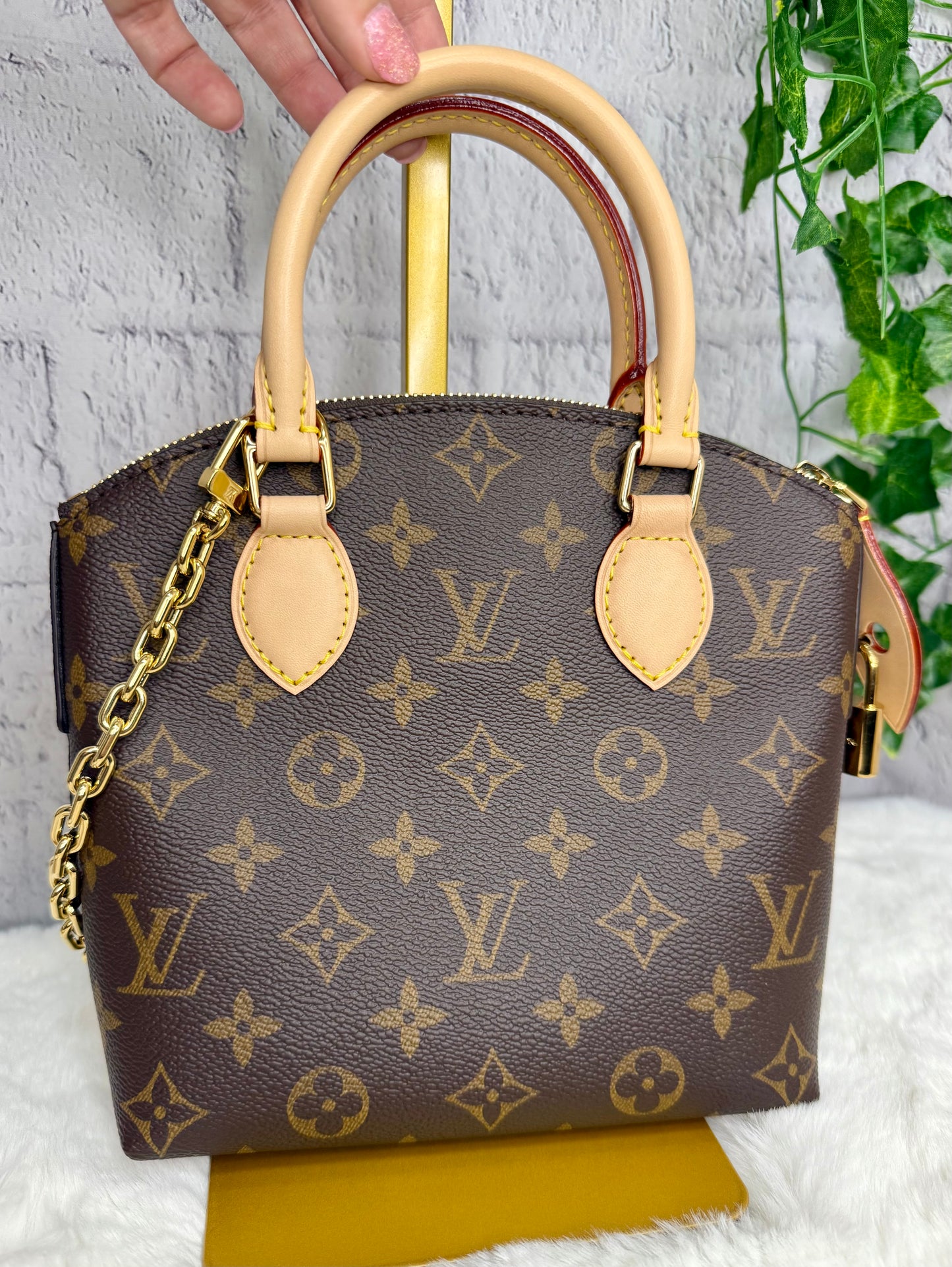 Louis Vuitton Lock It BB