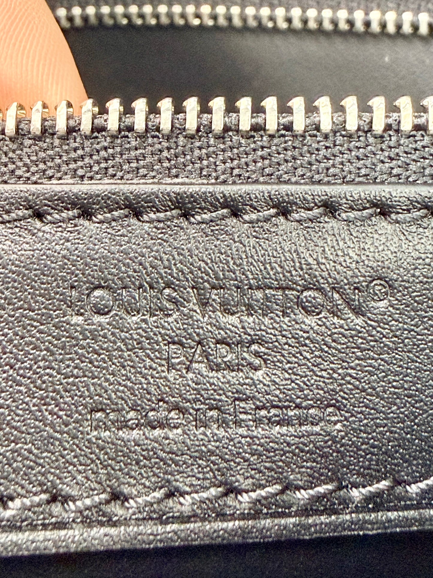 Pre-Owned Louis Vuitton Soft Speedy Dark 30